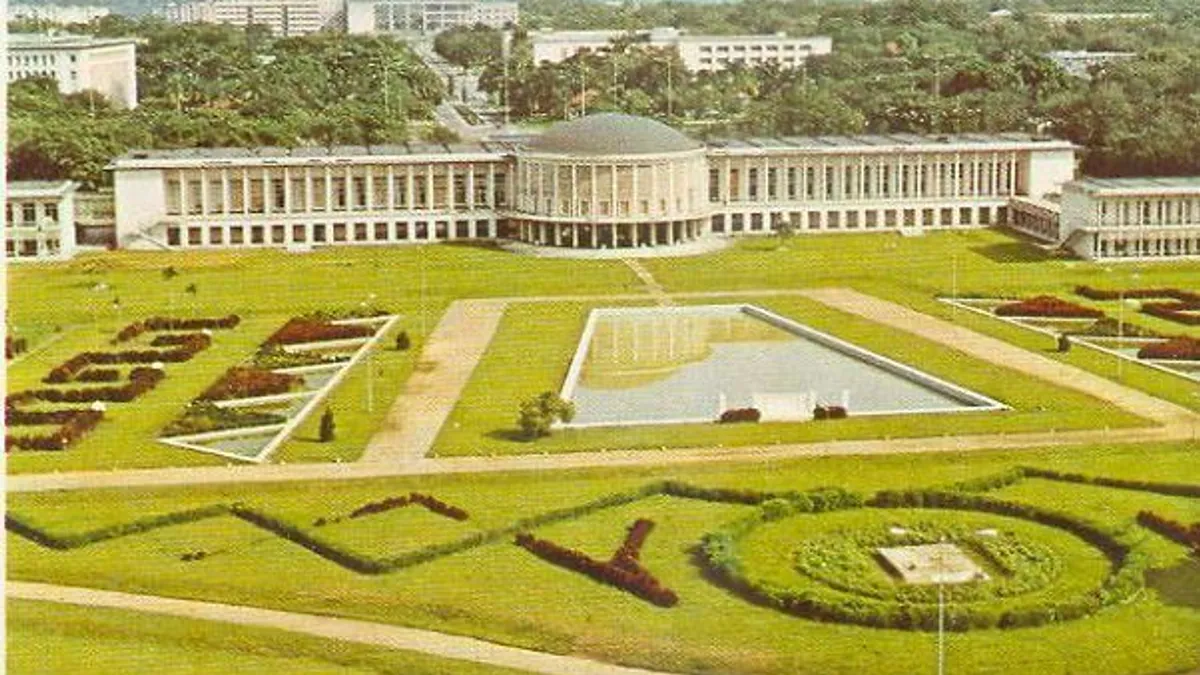 Palais de la Nation (presidential office), Kinshasa (not the parliament)