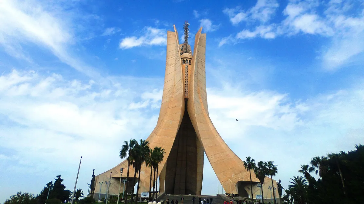 Mémorial du Martyr (Maqam Echahid), Alger (la capitale, pas un parlement)